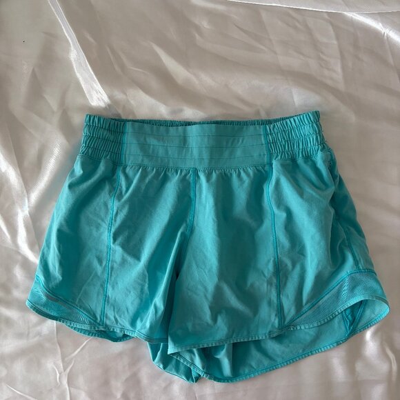 Lululemon Hotty Hot Shorts - Picture 1 of 3